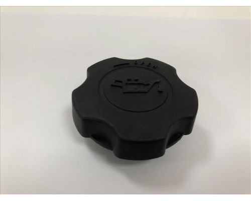 KEMP Кришка маслозаливної горловини Daewoo Lanos нового обр.