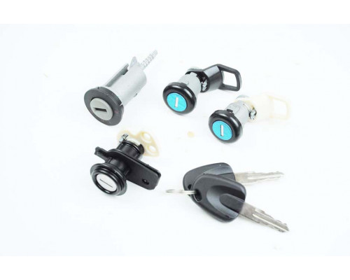 KEMP Комплект замків (личинки) Daewoo Nexia (4 шт.)