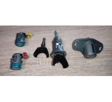 KEMP Комплект замків (личинок) Cheri QQ (4 шт.) з Ц.З S11-6105PBA