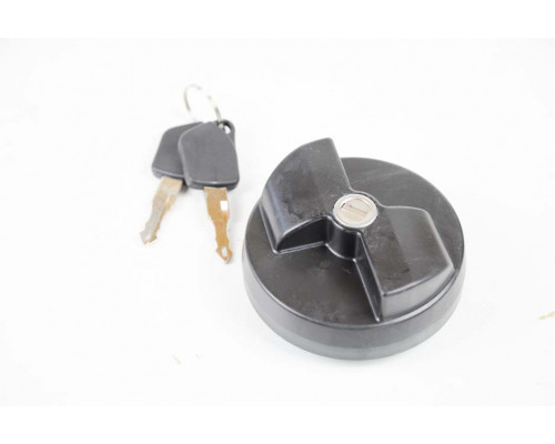 KEMP Кришка бензобака з ключем Peugeot 405