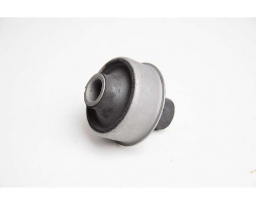 KEMP Сайлентблок важеля переднього Opel Omega A (вертикальний)