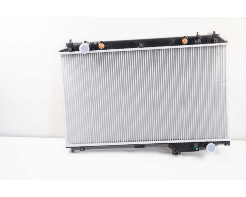 KEMP Радіатор Lexus LS 00 424 x 755 x 26 мм плоскі соти