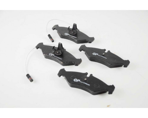 KEMP Колодки гальмівні задні MB Sprinter 208-214 95р. (з датчиком)