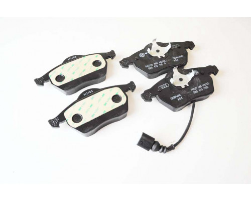 KEMP Колодки гальмівні передні VW Golf 4 Bora Skoda Octavia Seat 1.8T;1.9TDI