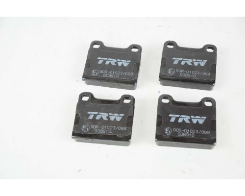 KEMP Колодки гальмівні задні Mercedes Opel Volvo VW