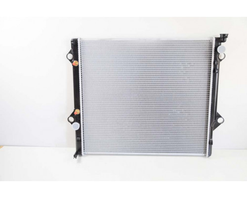 KEMP Радіатор Toyota LAND CRUISER PRADO J150 (09-) 2.7 i 650*597 плоскі соти