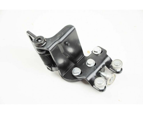 KEMP Кронштейн сдвижної бокової двері середній Ford Transit 12-