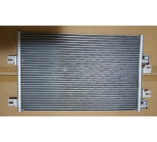 KEMP Радіатор кондиціонера Renault Kangoo Nissan Kubistar 03 580*403 (без осушувача) 8200137650