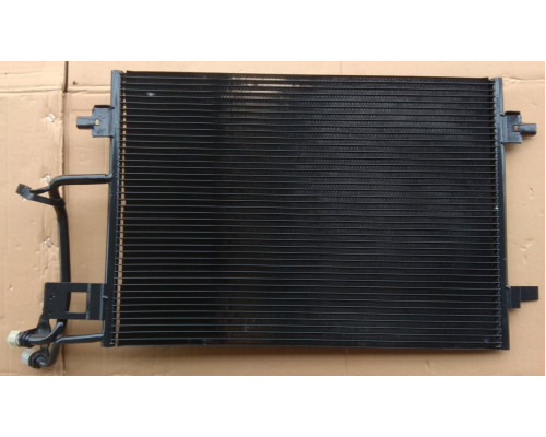 KEMP Радіатор кондиціонера Audi A6 97-05 р. 618*421 (без осушувача)