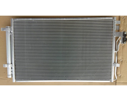 KEMP Радіатор кондиціонера Opel Vectra C Signum 03 630*410 (без осушувача)