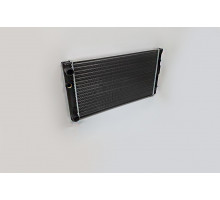 KEMP Радіатор VW Golf-3 92-99 1,6 ac (без кондиціонера) 525*322 6N0121253J