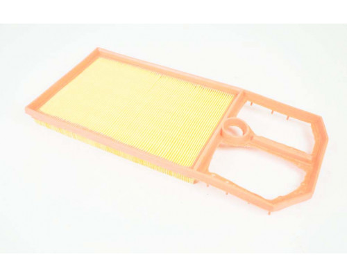 KEMP Фільтр повітря VW Polo Skoda Fabia Practic Seat Cordoba Ibiza 1.4;1.6 00