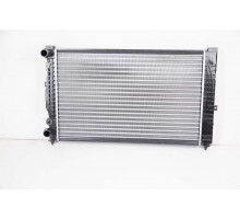 KEMP Радіатор VW Passat B5/Audi A4, A6 96-04 механіка 1,6-2,3 630*412 8D0121251P