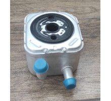 KEMP Радіатор масляний двигунне масло Audi A4; A6; A8 VW Passat 2.5TDI 00 059117021B