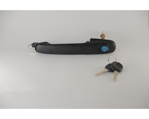 KEMP Ручка двері VW Polo 94-99 передня L+R з ключем ліва/права