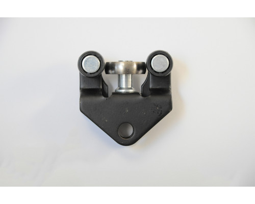 KEMP Кронштейн сдвижної двері Renault Master/Movano 98-10 нижній (ремкомплект ролики)