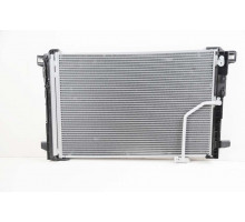 KEMP Радіатор кондиціонера MB C,E-Class W204,212.207 610*420 (без осушувача) 2045000154