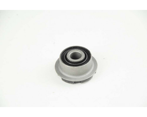 KEMP Сайлентблок переднього важеля Peugejt 605 :607