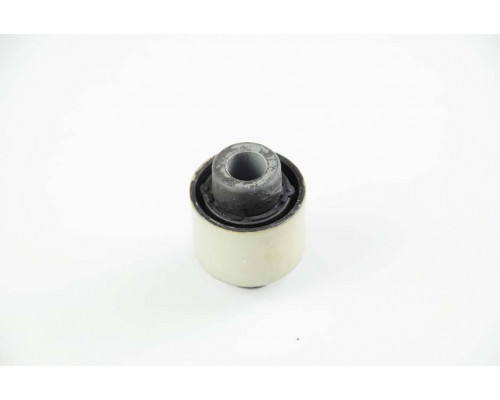 KEMP Сайлентблок заднього важеля нижній VW Passat Touran Skoda Octavia A5 Seat