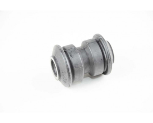 KEMP Сайлентблок заднього важеля МВ Vito 639