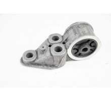 KEMP Сайлентблок задньої балки VW Passat B5 Audi A6 R (з кронштейном) правий 8E0501522L