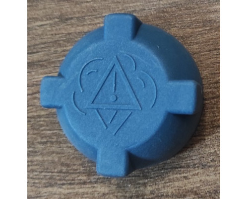 KEMP Кришка розширювального бачка VW Golf 1.2./Audi 80 100