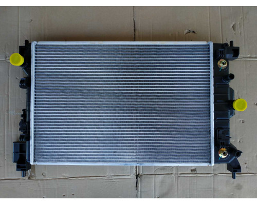 KEMP Радіатор Chevrolet Aveo T300 АКПП АС+