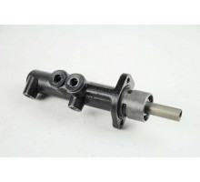 KEMP Головний гальмівний циліндр MB Sprinter (d 23.81mm) 0004314701