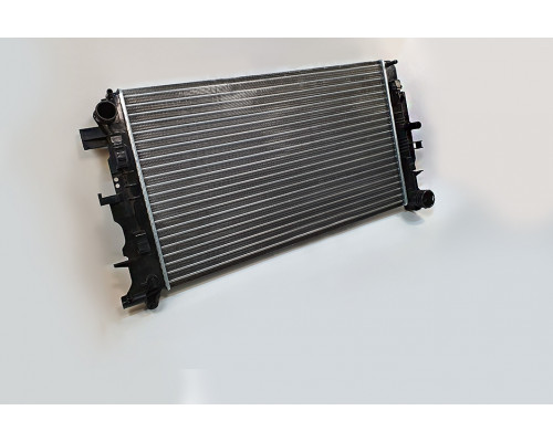 KEMP Радіатор Mercedes Sprinter (906) VW LT Crafter 30-50 2006