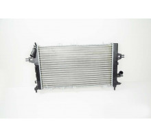 KEMP Радіатор OPEL Astra H 1.3 1.7 1.9 CDTi мех AC+/- 600*368 04 1300269