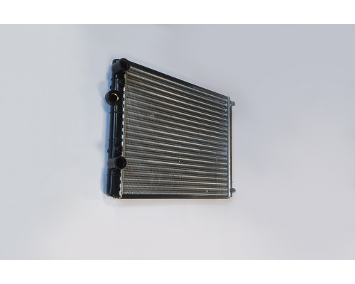 KEMP Радіатор VWPolo Lupo 1.0-1.6 94-00 430*377