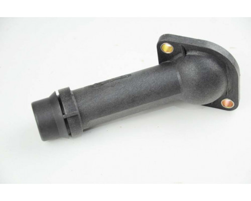 KEMP Фланець охолоджуючої рідини Audi A4 A6 VW Passat B5 1.8-2.7