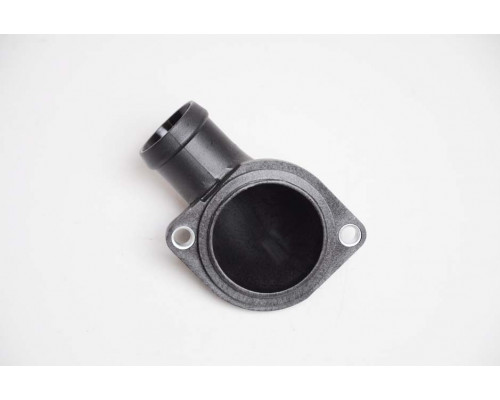 KEMP Фланець охолоджуючої рідини (кришка термостата) VW Audi 1.6-2.0