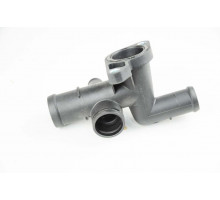 KEMP Фланець охолоджуючої рідини 1дат Audi A3 VW Bora Skoda Octavia 1.8 1.8T 06A121132Q