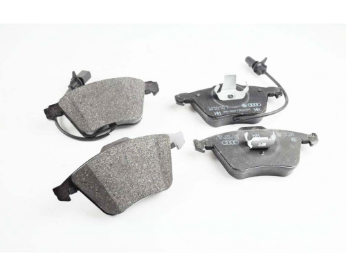 KEMP Колодки гальмівні передні VW Golf 6 Scirocco Skoda Superb Passat B6 CC