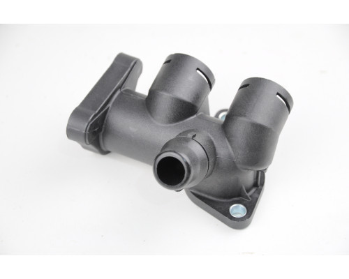 KEMP Фланець охолоджуючої рідини Audi A4 A6 VW Passat B5 1.8-1.8T (тройник)