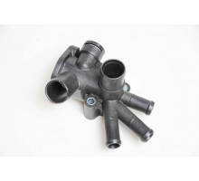 KEMP Корпус термостата VW Golf2 Polo 1.0 1.3 83-91 030121117D