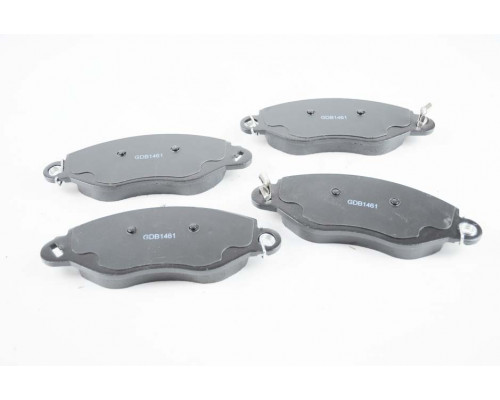 KEMP Колодки гальмівні передні Ford Transit 2000 -- V184 (передній привід)