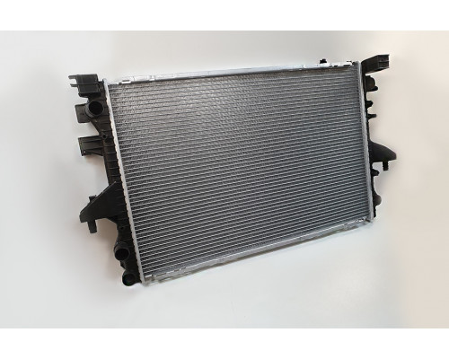 KEMP Радіатор VW Transporter T5 03 1.9 TDI (плоскі соти)