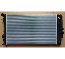 KEMP Радіатор Mercedes Vito Viano (639) АКПП (плоскі соти)