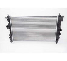 KEMP Радіатор Opel Astra J Zafira C Chevrolet Cruz 1.7; D-CDTI мех AC+/- 680*388 09 1300298