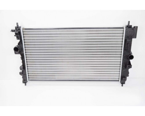 KEMP Радіатор Opel Astra J Zafira C Chevrolet Cruz 1.7; D-CDTI мех AC+/- 680*388 09