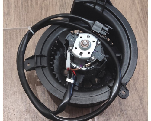 KEMP Мотор печки Mercedes Benz W201