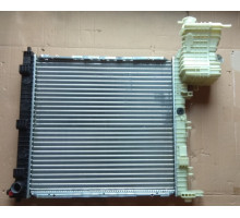 KEMP Радіатор Mercedes Vito (638) мех КПП 570*555 6385013301