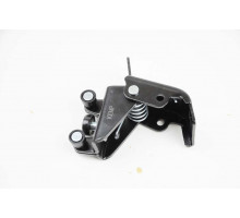 KEMP Кронштейн бокової сдвижної двері правий середній Renault Kangoo 97-07 7700308222