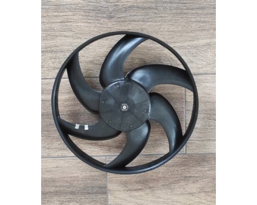 KEMP Мотор радіатора Peugeot Partner 96-08, Peugeot 306, 406 94-04