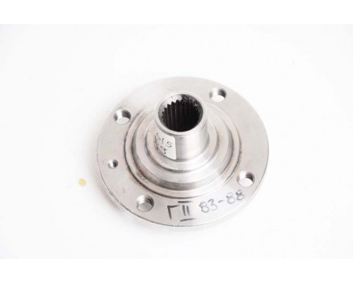 KEMP Ступиця передня VW Golf 83-88