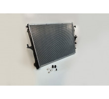 KEMP Радіатор VW Tuareg 2.5 TDI 710*549 (плоскі соти) 7L6121253
