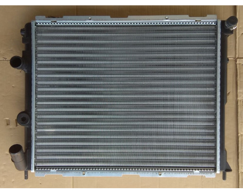 KEMP Радіатор Renault Kangoo Clio 1.2 97 480×395