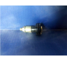 KEMP Кронштейн сдвижної двері Renault Master/Movano 98-10 верхній (ремкомплект ролик) 8200080743